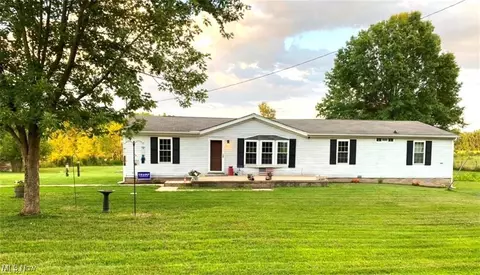 2324 Wayland Rd, Deerfield, OH 44411