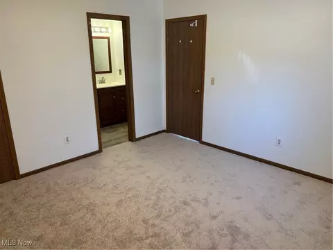 6622 Devonshire Ct, Mentor, OH 44060 photo 12