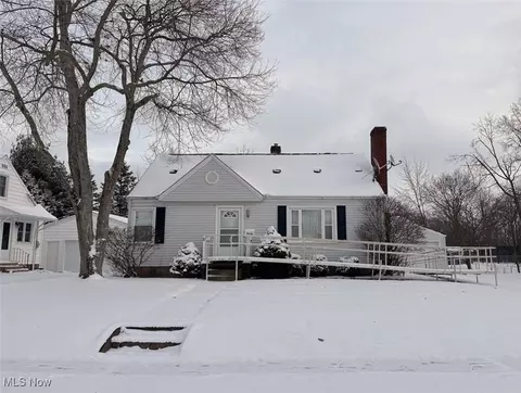 2636 Shunk Ave, Alliance, OH 44601