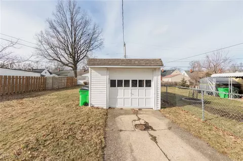 434 E 275th St, Euclid, OH 44132 photo 29