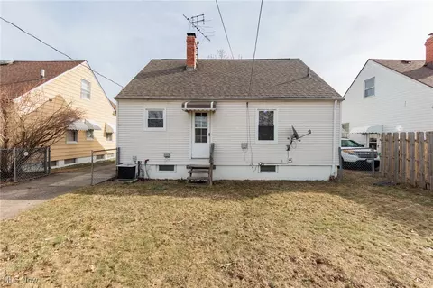 434 E 275th St, Euclid, OH 44132 photo 28