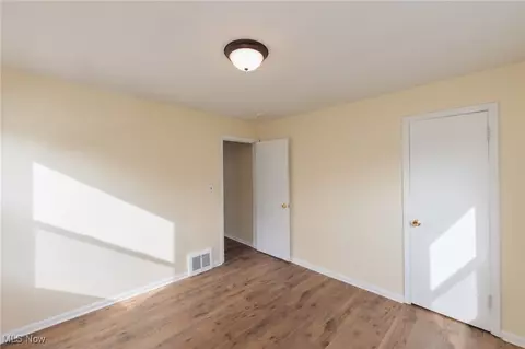 434 E 275th St, Euclid, OH 44132 photo 20