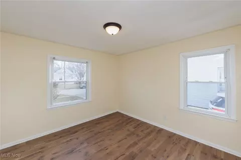 434 E 275th St, Euclid, OH 44132 photo 18