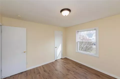 434 E 275th St, Euclid, OH 44132 photo 19