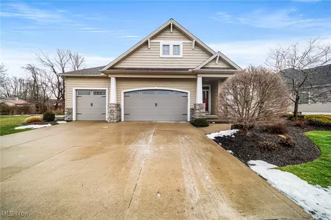 8750 Wild Flower Way, Mentor, OH 44060