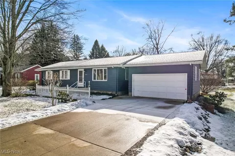 3210 Oser Rd, Norton, OH 44203