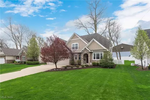 21321 Snowflower Dr, Rocky River, OH 44116