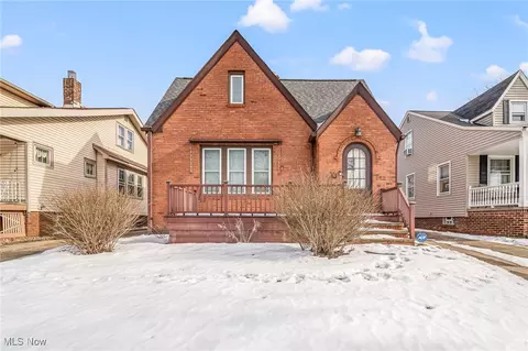 4089 W 158th St, Cleveland, OH 44135
