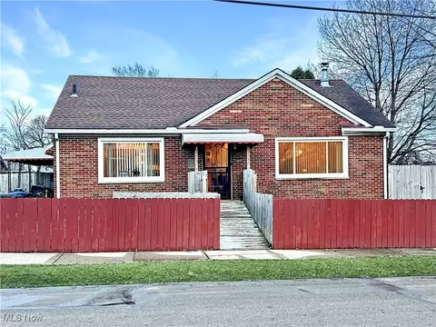 1263 Sylvan Ave, Akron, OH 44306
