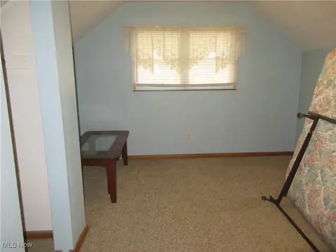 237 E Boxwood Ave, Akron, OH 44301 photo 14