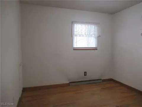 237 E Boxwood Ave, Akron, OH 44301 photo 9