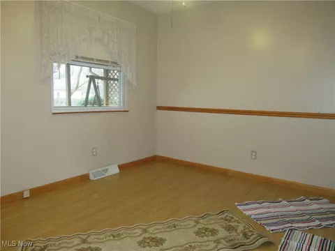 237 E Boxwood Ave, Akron, OH 44301 photo 6