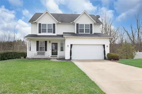 5695 Emerald Lakes Dr, Medina, OH 44256
