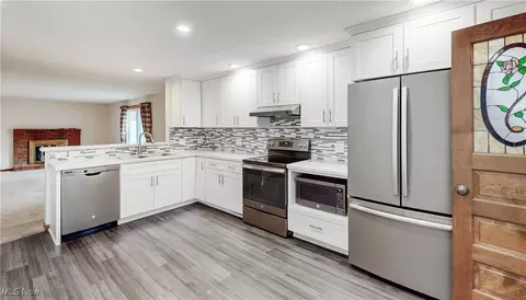 6956 Eastham Cir NW, Canton, OH 44708 photo 5