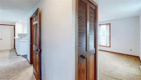 6956 Eastham Cir NW, Canton, OH 44708 photo 25