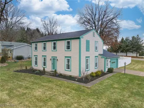 6956 Eastham Cir NW, Canton, OH 44708 photo 2