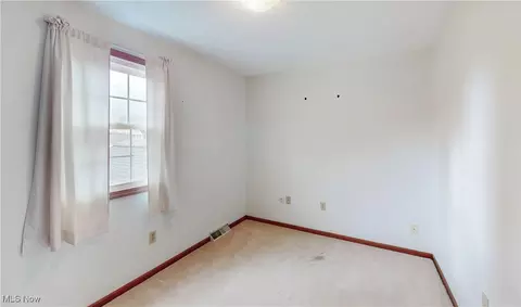 6956 Eastham Cir NW, Canton, OH 44708 photo 27
