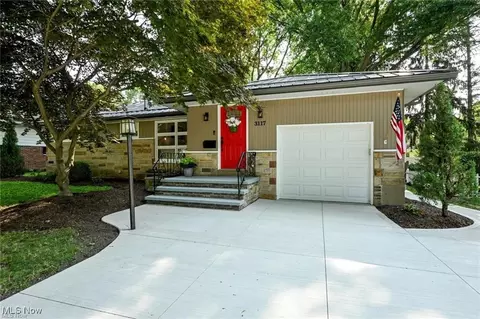3117 Harriet Rd, Silver Lake, OH 44224