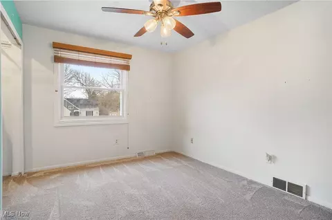 Bedroom - 591 Treeside Dr, Stow, OH 44224 photo 6 of 6