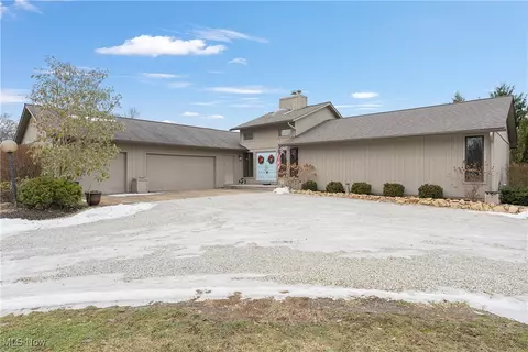 2456 N Revere Rd, Akron, OH 44333