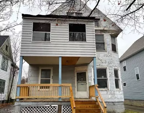 1424 E 111th St, Cleveland, OH 44106
