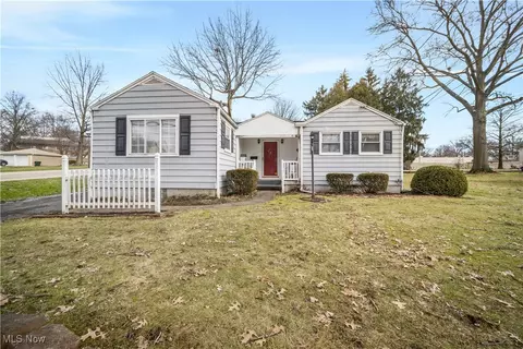 525 High St, Wadsworth, OH 44281