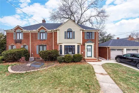 1545 Bunts Rd, Lakewood, OH 44107