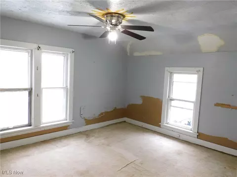 5329 Fort Ave, Ashtabula, OH 44004 photo 16