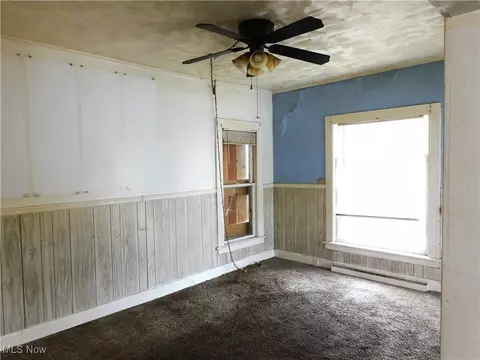 5329 Fort Ave, Ashtabula, OH 44004 photo 8
