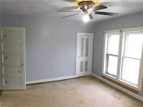5329 Fort Ave, Ashtabula, OH 44004 photo 17