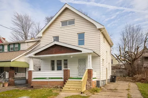 979 E 130th St, Cleveland, OH 44108