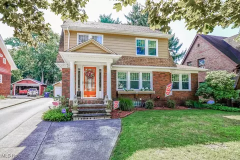1255 N Howard St, Akron, OH 44310