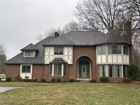 13309 Iris Ave NW, Mogadore, OH 44260