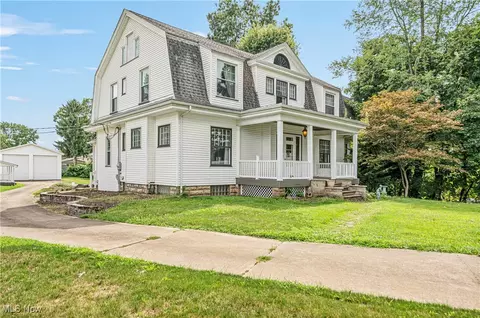 3044 17th St NW, Canton, OH 44708 photo 2
