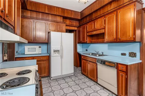 3044 17th St NW, Canton, OH 44708 photo 10