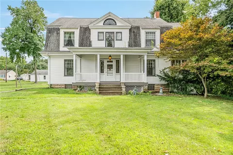 3044 17th St NW, Canton, OH 44708