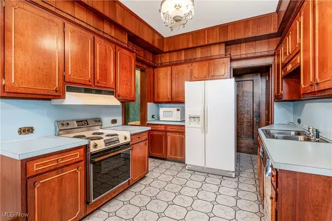 3044 17th St NW, Canton, OH 44708 photo 11