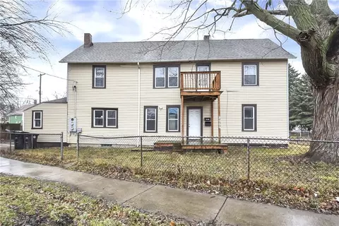 2069 W 73rd St, Cleveland, OH 44102