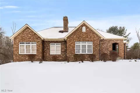 10001 Mayfield Rd, Chesterland, OH 44026