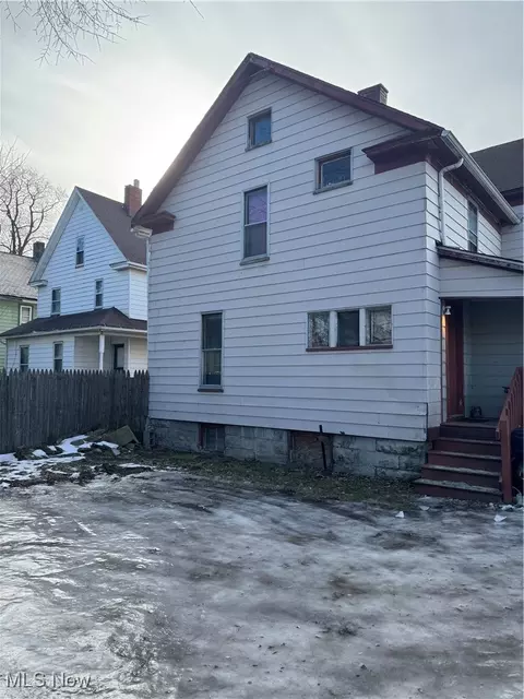 155 Riverside Dr, Ashtabula, OH 44004 photo 4