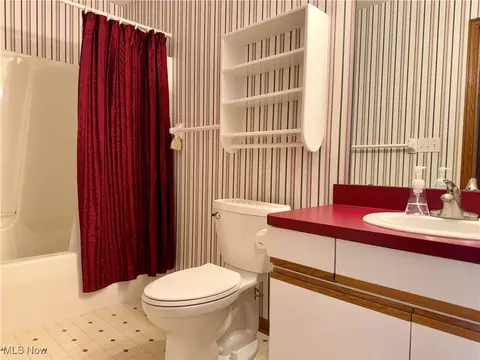 Bath - 2057 Eagle Pass, Wooster, OH 44691 photo 4 of 4
