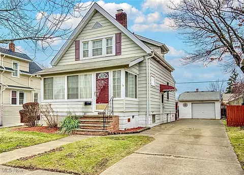 4816 Yorkshire Rd, Parma, OH 44134