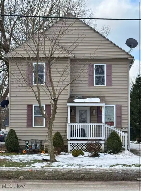 3825 Lake Ave, Ashtabula, OH 44004