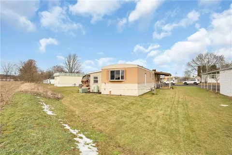 35 Apache Dr, Creston, OH 44217 photo 23