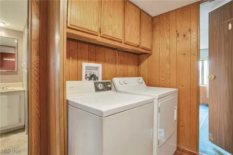 35 Apache Dr, Creston, OH 44217 photo 19