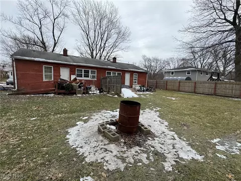 5837 Ogden Ave, Ashtabula, OH 44004 photo 4