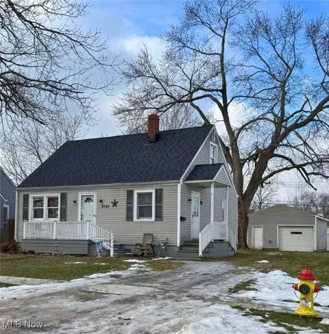 3121 Latimer Ave, Ashtabula, OH 44004 photo 2