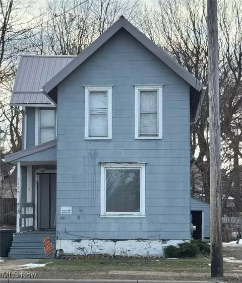 342 W Prospect Rd, Ashtabula, OH 44004