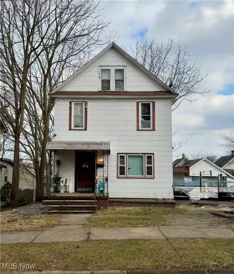 2239 6th St SW, Akron, OH 44314