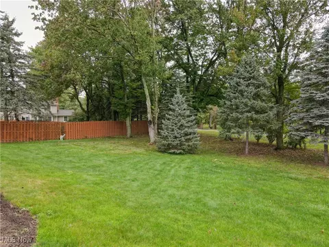 Exterior - 6321 Andalor St NW, Canton, OH 44708 photo 2 of 3